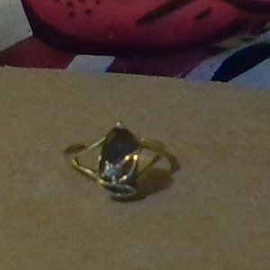 vintage gold with amethyst and diamond ring